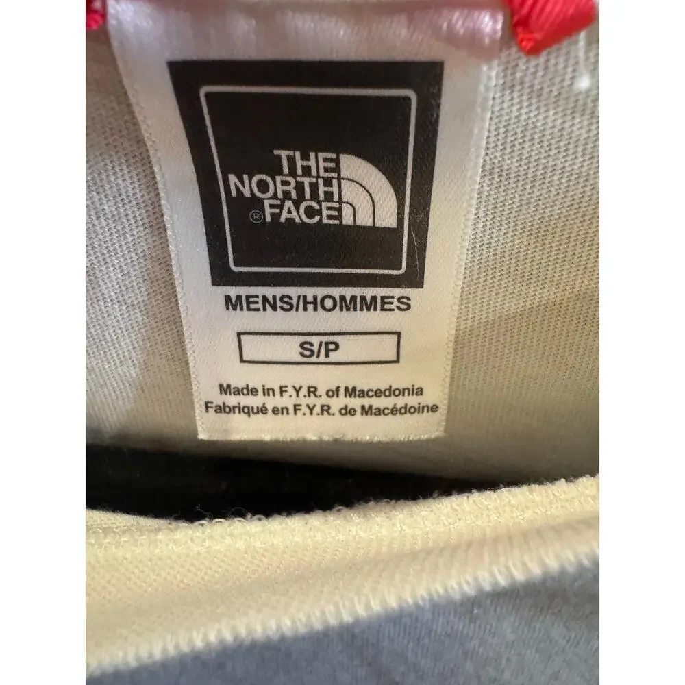 The  North Face Unisex Graphic Tshirt Size Small